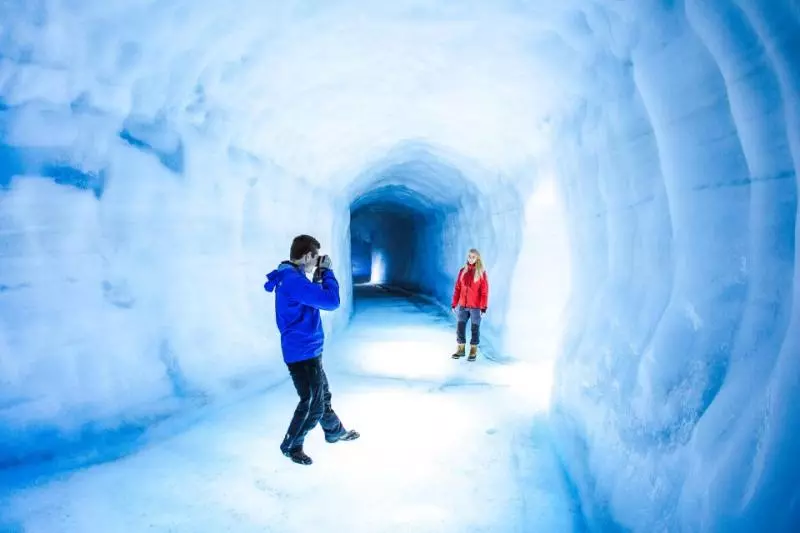 Grotte du glacier Langjökull